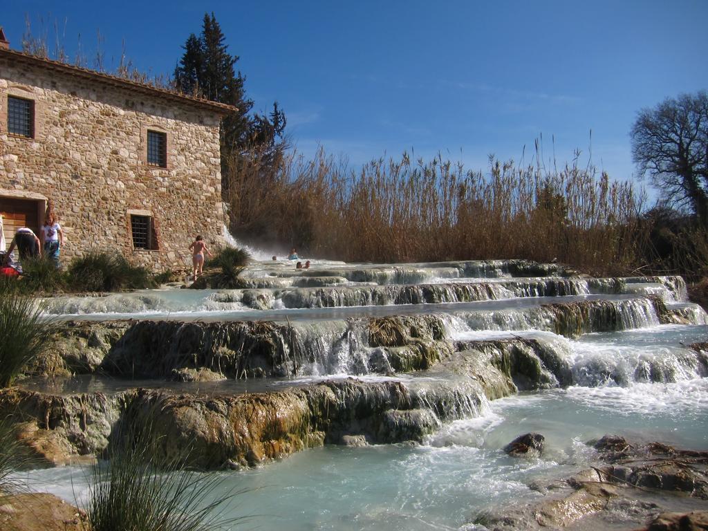شقة La Casa Di Adelina Vivo dʼOrcia المظهر الخارجي الصورة